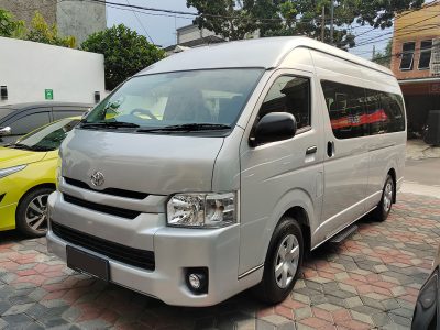 Travel Jakarta Jojga Hiace